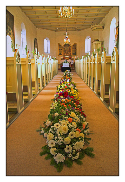 kirke08.jpg - - funeral -