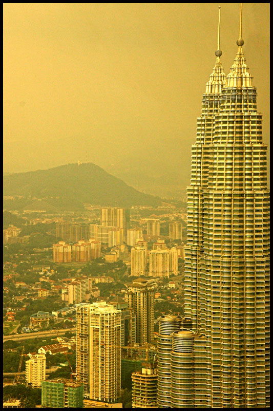 Twin_towers_mindre.jpg - - twin towers in kuala lumpur -